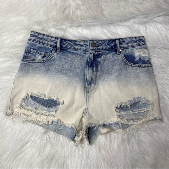 PacSun Pants - Pacsun Ombré High Rise Distressed Raw Hem Jean Shorts Size 29